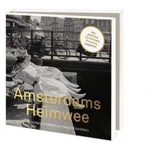 Kaartenmapje met env, vierkant: Amsterdams heimwee, G. Bonevacia en A. Klein, Studio Joost Gijzel