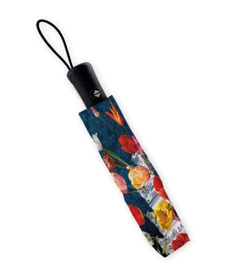 Folding umbrella:: Bloemstilleven met Tulpenvaas, Roman Reisinger